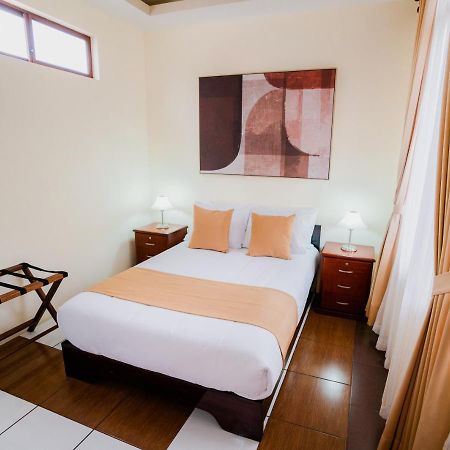 Hotel Palace Galapagos Пуерто-Айора Екстер'єр фото